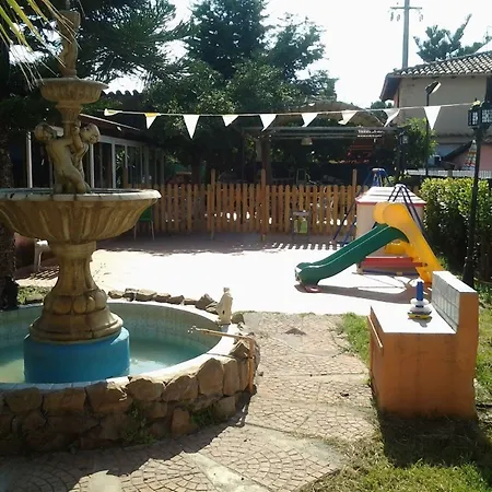 Capo Plaia Hotel 2*