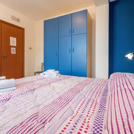 Capo Plaia מלון 2*